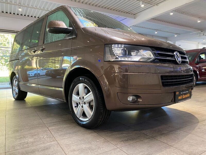 Braun Gebraucht 2012 VW T5 Van | 16.500 € - Bild 1/4