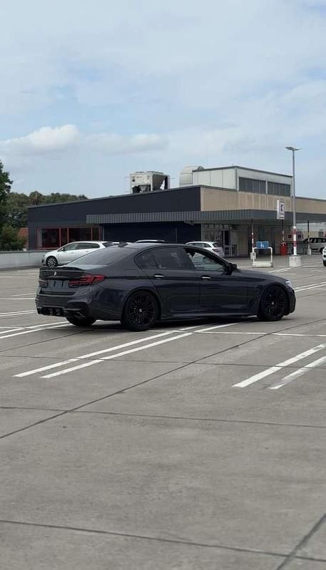 Gebraucht BMW 540 340 PS (250 kW) 2017 Grau Limousine