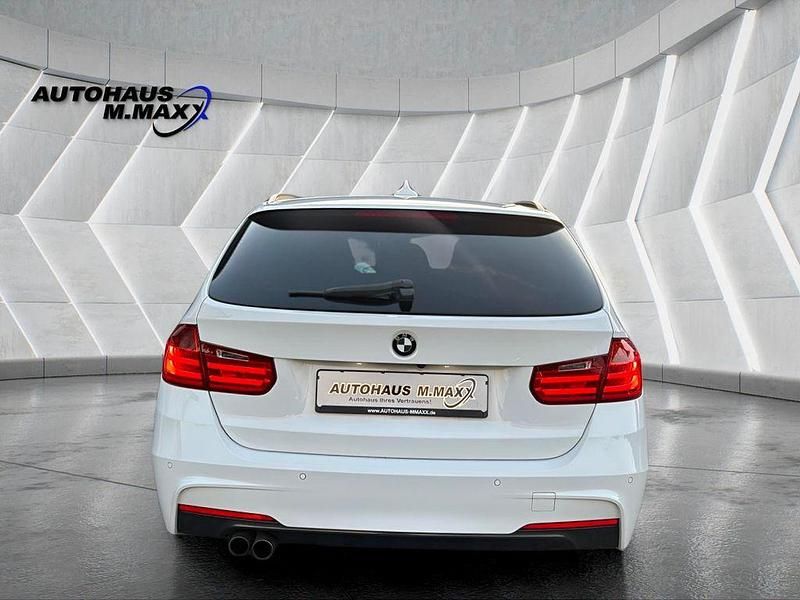 Gebraucht BMW 325 Sport Line 218 PS (160 kW) 2013 Weiß Kombi