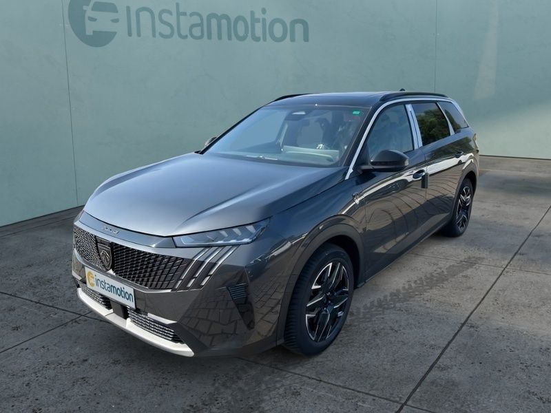 Grau Gebraucht 2024 Peugeot 5008 GT Van / Kleinbus | 46.040 € - Bild 1/4