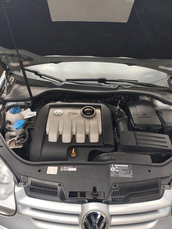 Gebraucht VW Golf IV 101 PS (74 kW) 2006 Silber Kleinwagen