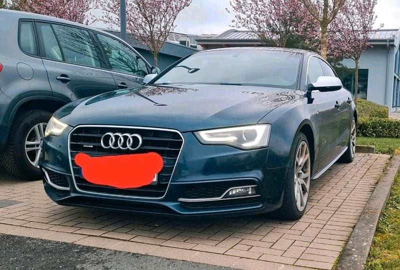 Second-hand Audi A5 S-Line 245 CP (180 kW) 2014 Albastru Coupe
