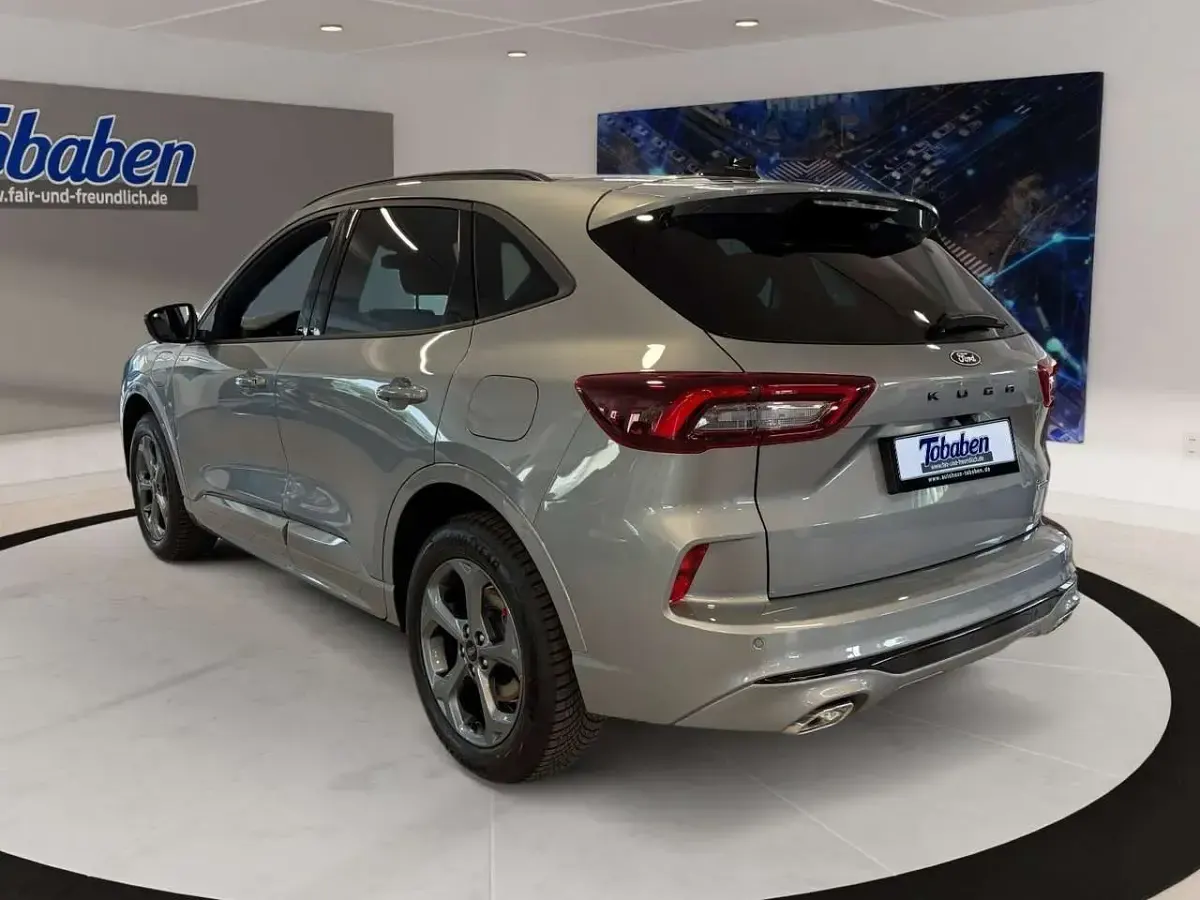 Neu Ford Kuga ST-Line X 242 PS (177 kW) 2026 Silber SUV