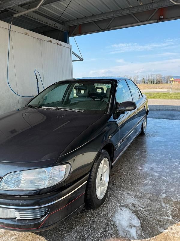 Gebraucht Opel Omega 170 PS (125 kW) 1995 Schwarz Limousine