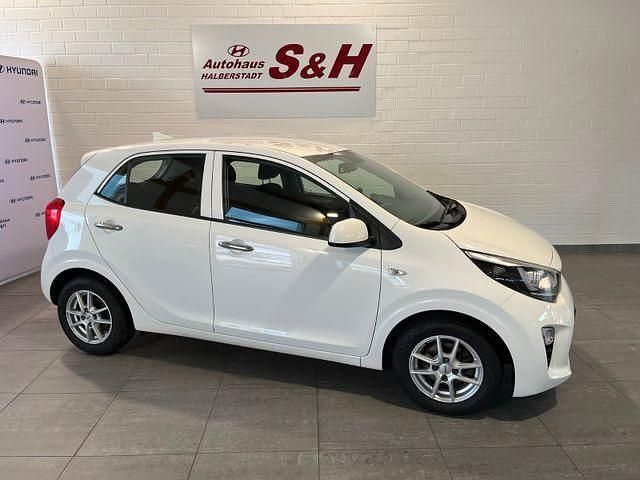Weiß Gebraucht 2022 Kia Picanto Spirit Kleinwagen | 14.750 € (Fairer Preis) - Bild 1/4