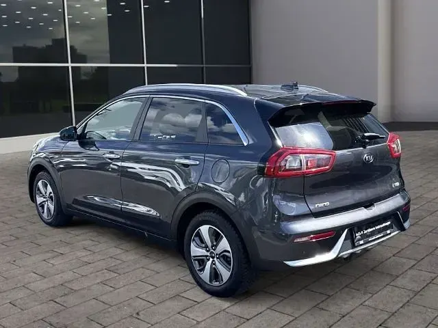 Gebraucht Kia Niro Vision 141 PS (103 kW) 2018 Grau SUV