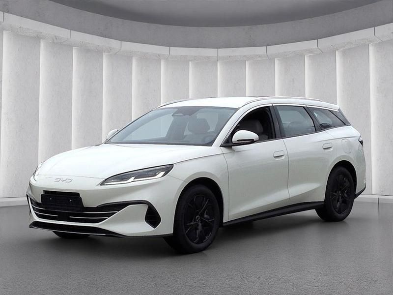 Neu BYD Seal Boost 184 PS (135 kW) 2026 Beige Limousine