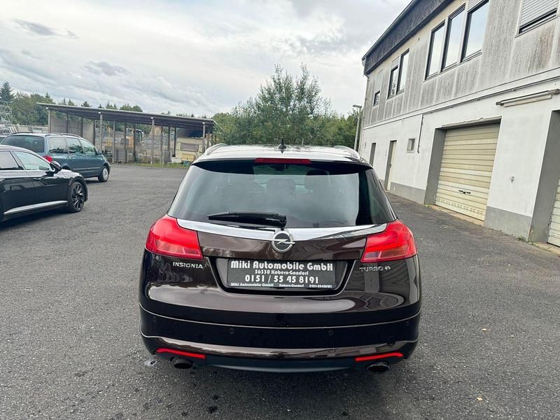 Gebraucht Opel Insignia Sport 250 PS (183 kW) 2011 Braun Kombi