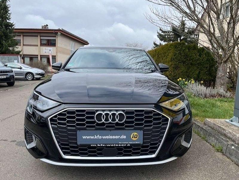 Gebraucht Audi A3 e-tron Advanced 150 PS (110 kW) 2021 Brillantschwarz Kleinwagen