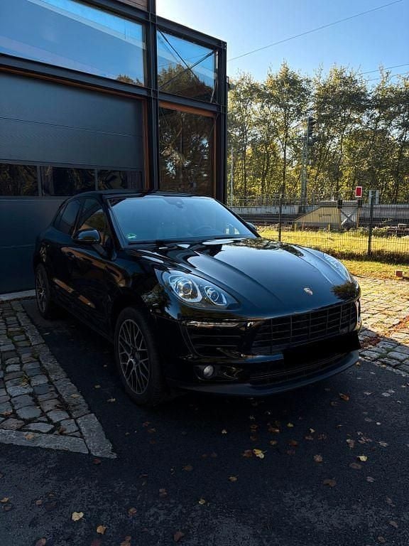 Gebraucht Porsche Macan S 258 PS (189 kW) 2017 Schwarz SUV