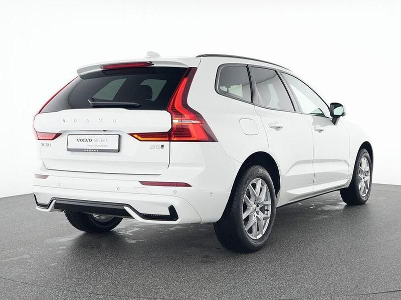 Gebraucht Volvo XC60 Plus 250 PS (183 kW) 2025 Weiß SUV