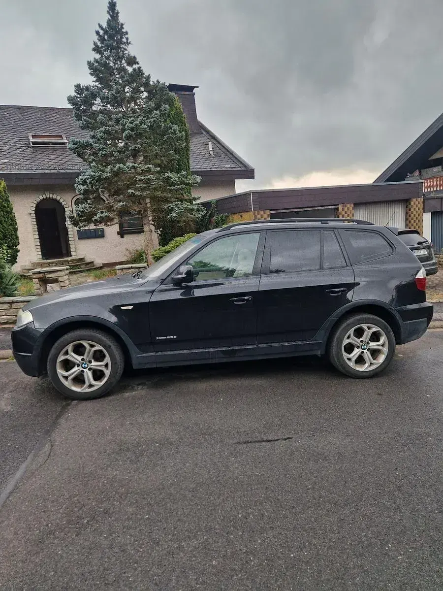 Gebraucht BMW X3 Exclusive 181 PS (133 kW) 2010 Schwarz SUV