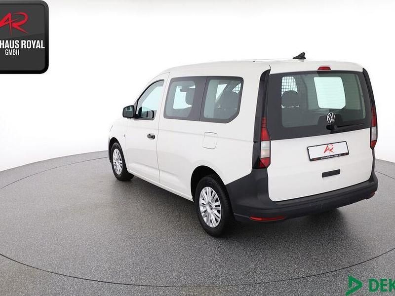Gebraucht VW Caddy 102 PS (75 kW) 2022 Candyweiß Van / Kleinbus