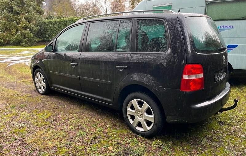 Gebraucht VW Touran Highline 140 PS (102 kW) 2005 Schwarz Van / Kleinbus