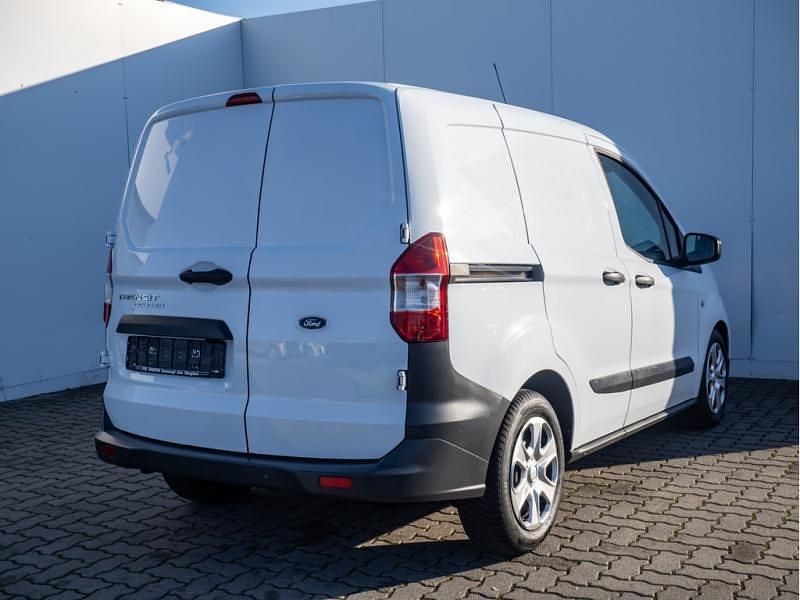 Gebraucht Ford Transit Trend 75 PS (55 kW) 2021 Weiss / frozen white Van