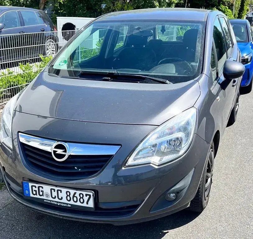 Gebraucht Opel Meriva Edition 101 PS (74 kW) 2011 Grau Van / Kleinbus