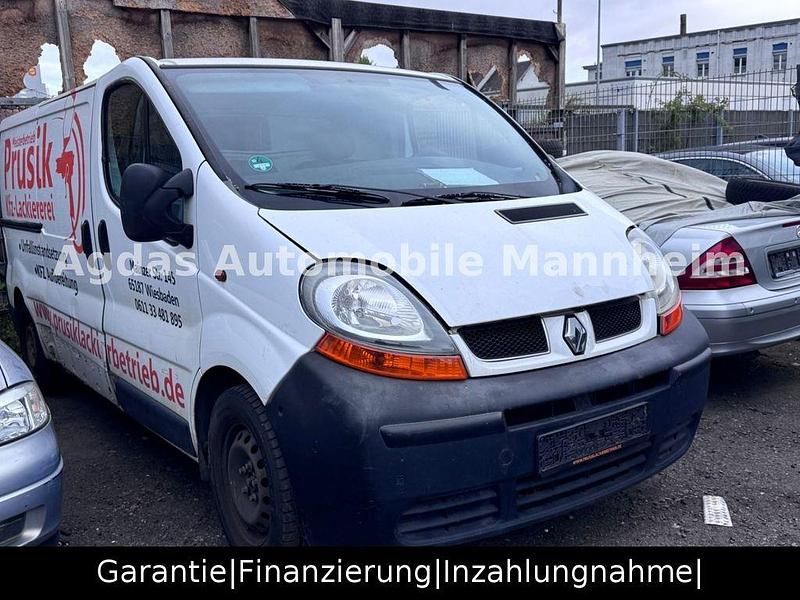 Gebraucht Renault Trafic 101 PS (74 kW) 2006 Weiß Van / Kleinbus