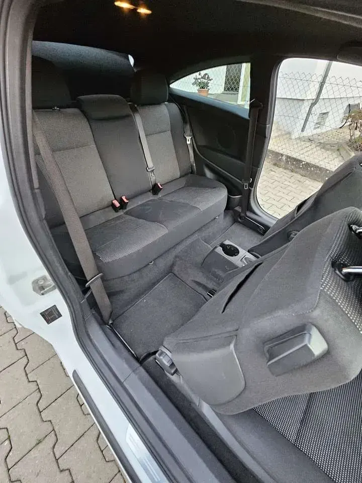 Gebraucht Opel Astra 120 PS (88 kW) 2008 Limousine