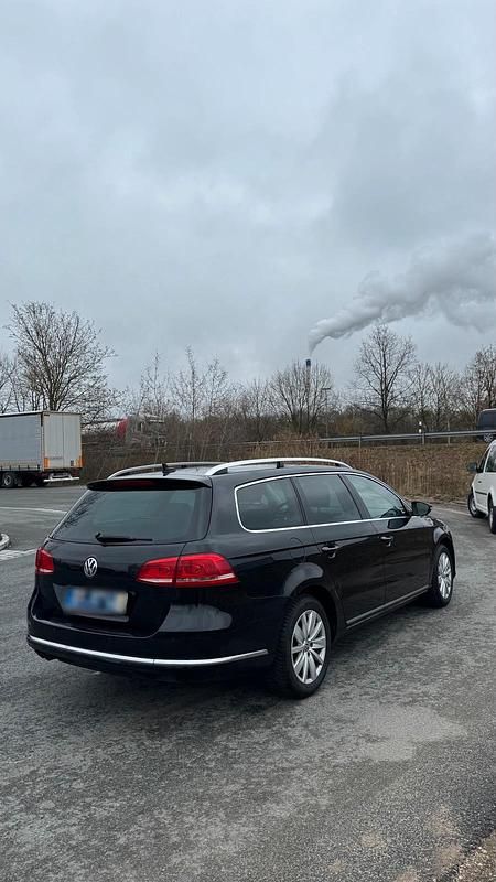 Gebraucht VW Passat 150 PS (110 kW) 2014 Schwarz Kombi