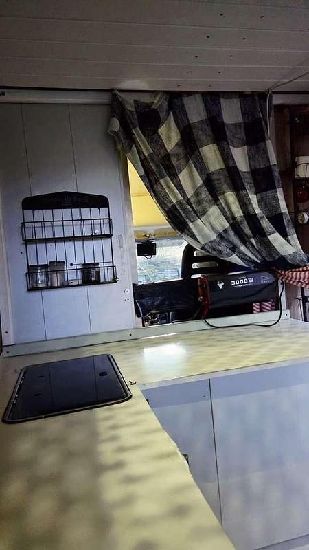 Gebraucht Iveco Daily 106 PS (77 kW) 2010 Limousine