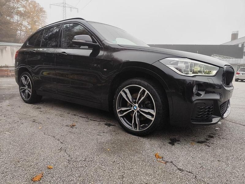 Schwarz Gebraucht 2016 BMW X1 Performance SUV | 16.999 € (Fairer Preis) - Bild 1/4