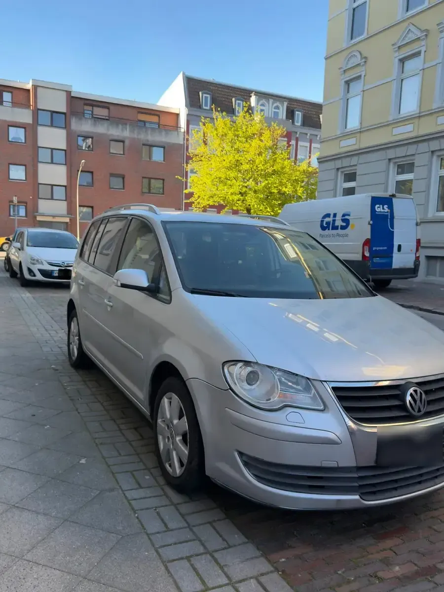 Usata VW Touran 140 CV (102 kW) 2008 Argento Monovolume