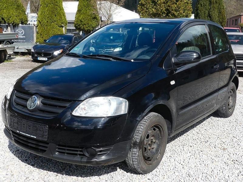 Gebraucht VW Fox Basis 54 PS (39 kW) 2006 Schwarz Kleinwagen