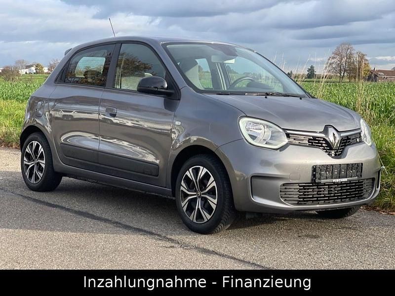 Grau Gebraucht 2022 Renault Twingo Zen Kleinwagen | 9.700 € (Guter Preis) - Bild 1/4