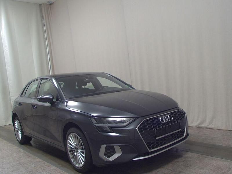 Gebraucht Audi A3 Advanced 150 PS (110 kW) 2022 Grau Limousine
