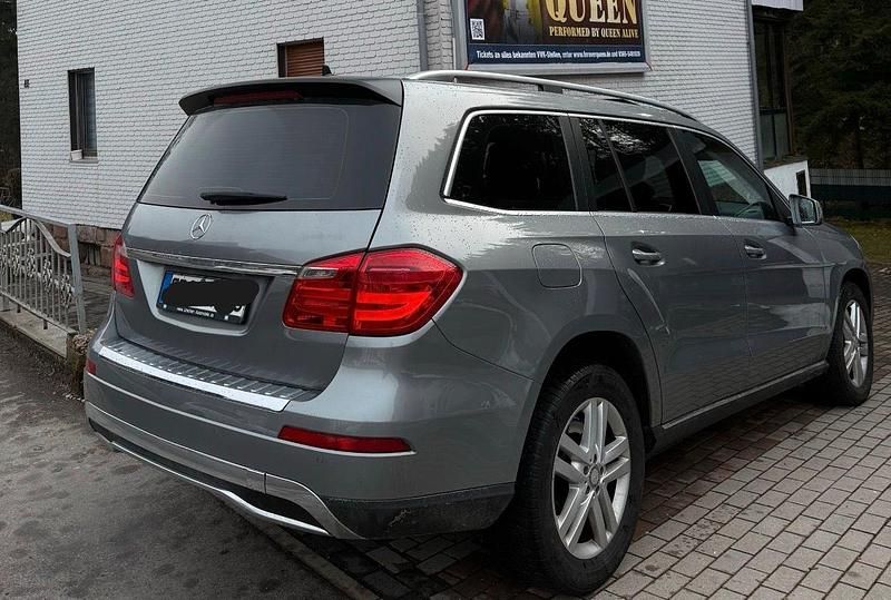 Gebraucht Mercedes GL350 258 PS (189 kW) 2013 Grau SUV