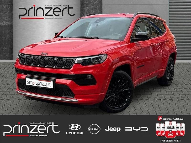 Colorado red Gebraucht 2023 Jeep Compass Altitude SUV | 29.970 € (Fairer Preis) - Bild 1/3