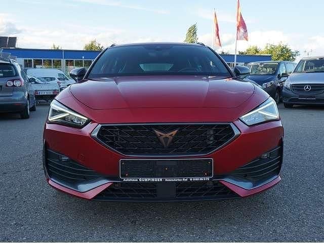 Gebraucht Cupra Leon 204 PS (150 kW) 2023 Desire rot exklusiv Kombi