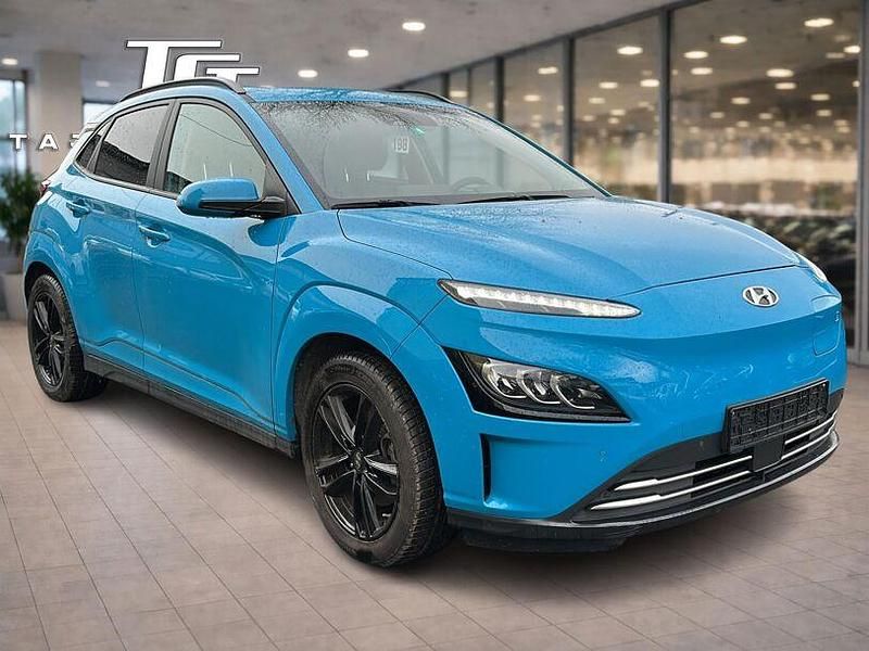 Gebraucht Hyundai Kona Trend 150 kW (204 PS) 2022 Blau SUV