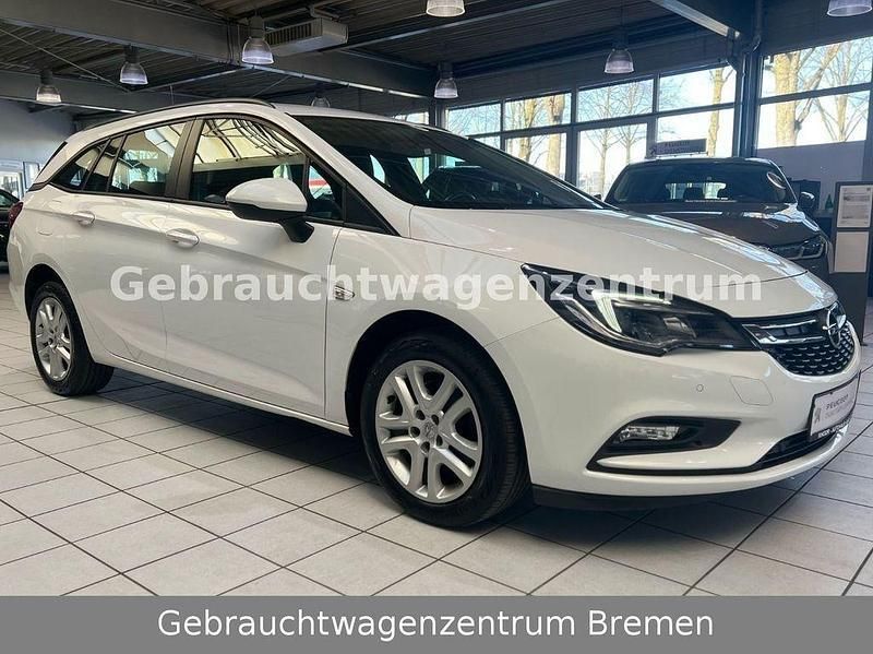 Weiß Gebraucht 2016 Opel Astra Edition Kombi | 6.490 € (Fairer Preis) - Bild 1/4