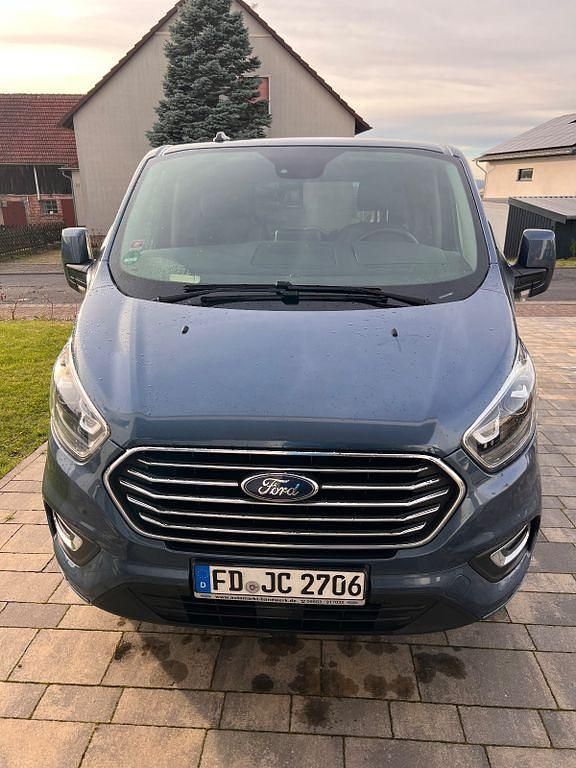 Blau Gebraucht 2020 Ford Tourneo Custom Titanium X Van | 29.900 € (Superpreis) - Bild 1/4