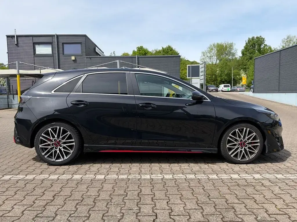 Gebraucht Kia Ceed GT GT 204 PS (150 kW) 2022 Schwarz Limousine