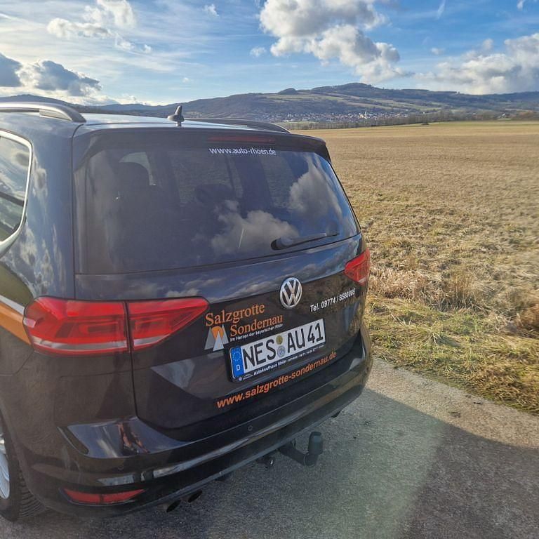 Gebraucht VW Touran Highline 150 PS (110 kW) 2018 Schwarz Van / Kleinbus
