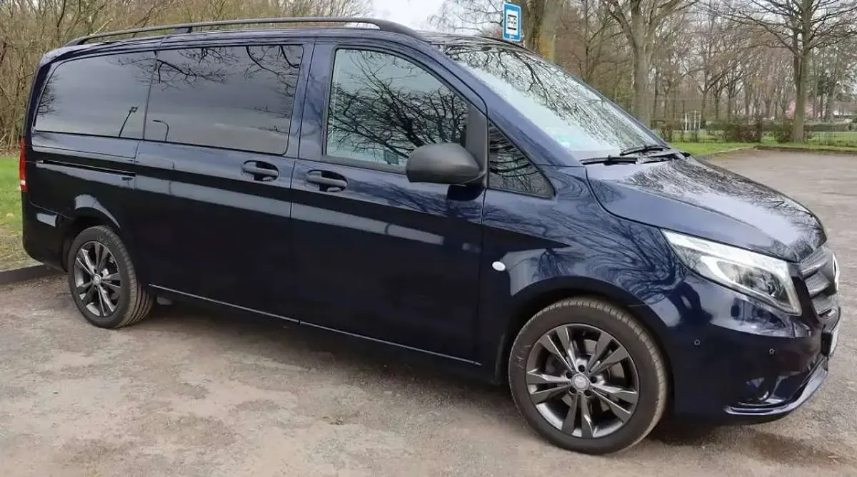 Gebraucht Mercedes Vito 190 PS (139 kW) 2017 Blau Van