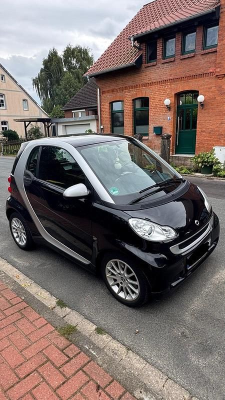 Schwarz Gebraucht 2012 Smart ForTwo Coupé Kleinwagen | 5.799 € (Fairer Preis) - Bild 1/4
