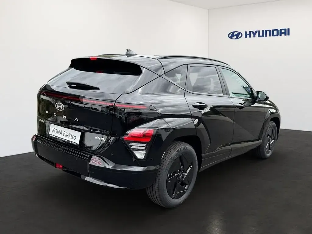 Gebraucht Hyundai Kona Trend 150 kW (204 PS) 2025 Schwarz SUV