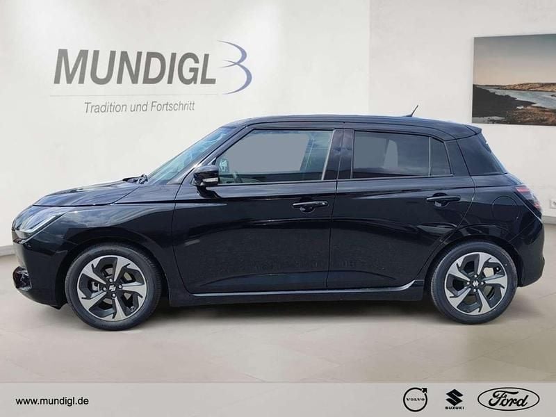 Gebraucht Suzuki Swift Comfort+ 83 PS (61 kW) 2025 Schwarz Kleinwagen