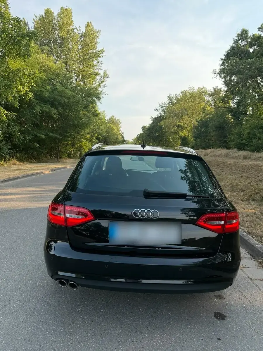 Gebraucht Audi A4 Performance 150 PS (110 kW) 2015 Schwarz Kombi