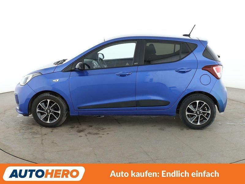 Gebraucht Hyundai i10 Passion 87 PS (63 kW) 2018 Blau Kleinwagen