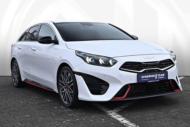 Gebraucht Kia ProCeed GT GT 204 PS (150 kW) 2024 Weiß Kleinwagen