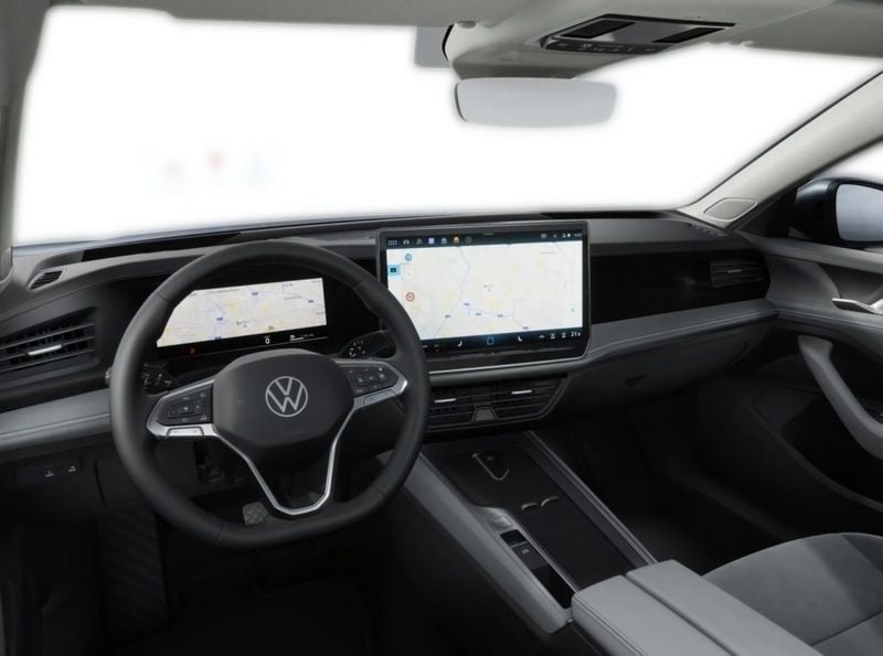 Używany VW Passat 150 KM (110 kW) 2024 Szary Minivan