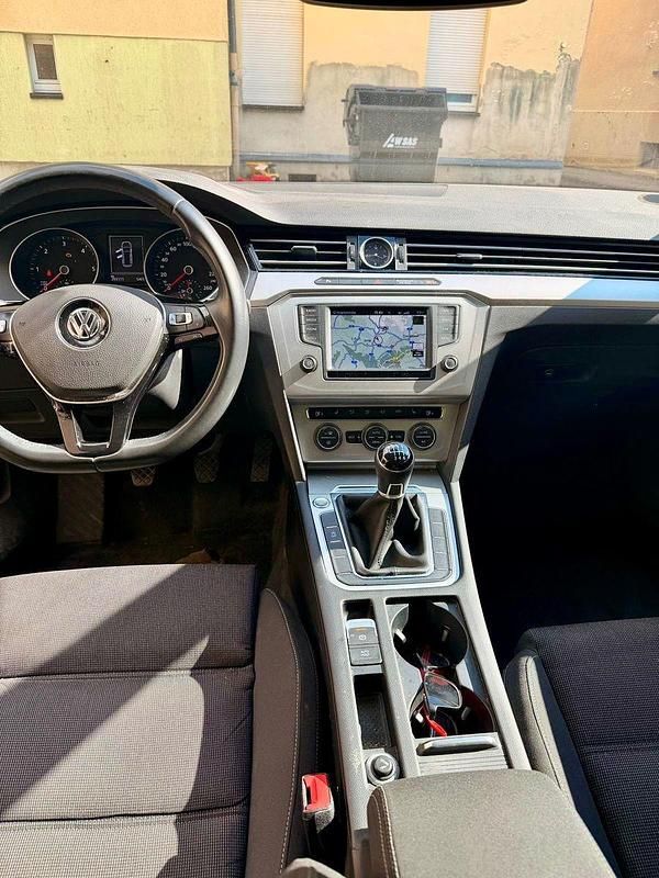Gebraucht VW Passat Comfortline 150 PS (110 kW) 2016 Kombi