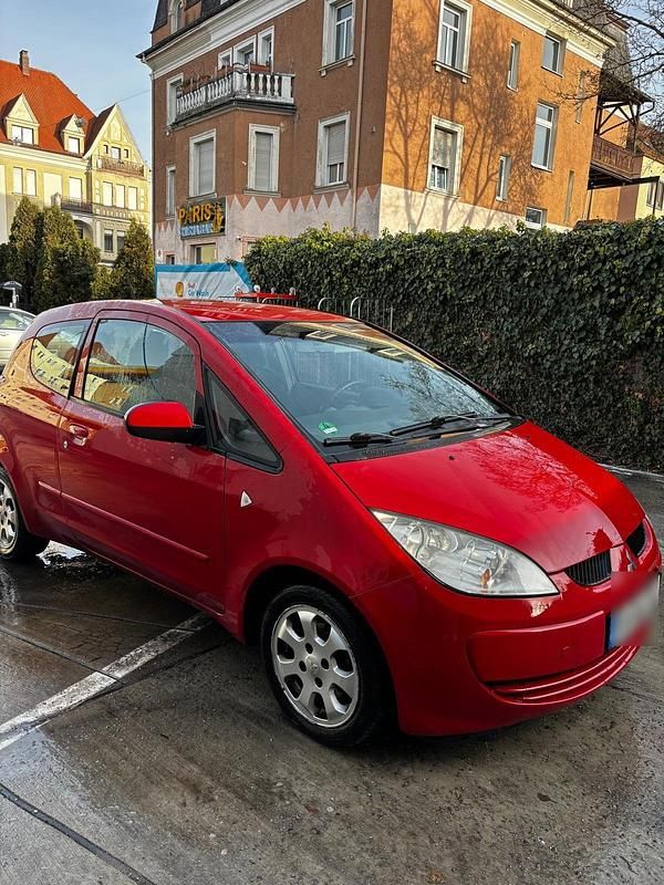 Rot Gebraucht 2005 Mitsubishi Colt Kleinwagen | 980 € (Teuer) - Bild 1/4