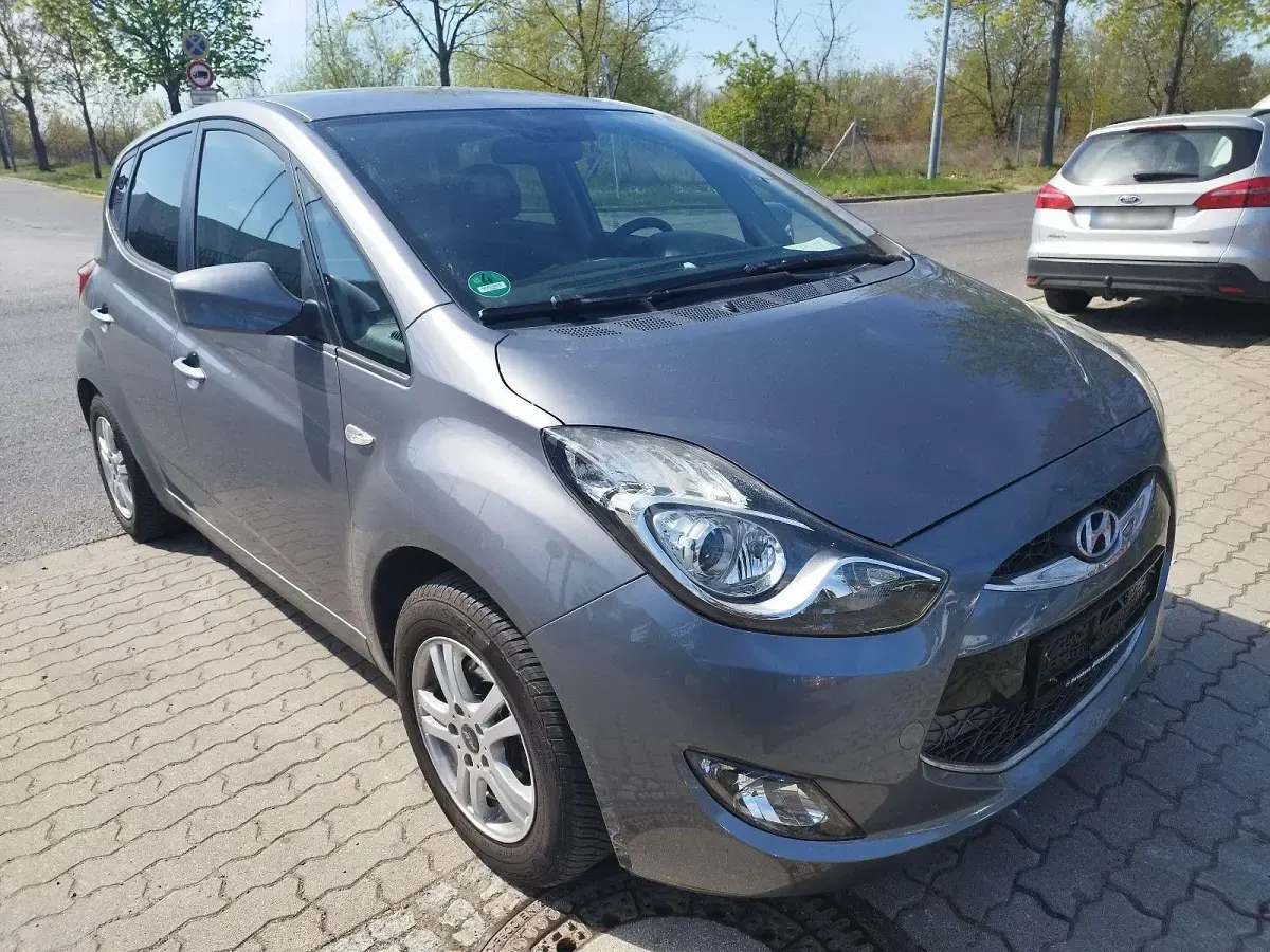 Gebraucht Hyundai ix20 90 PS (66 kW) 2011 Kleinwagen