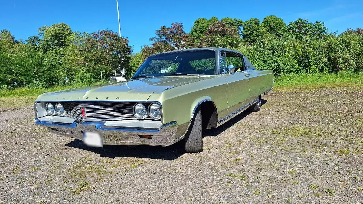 Gebraucht Chrysler Newport 330 PS (242 kW) 1968 Grün Coupé
