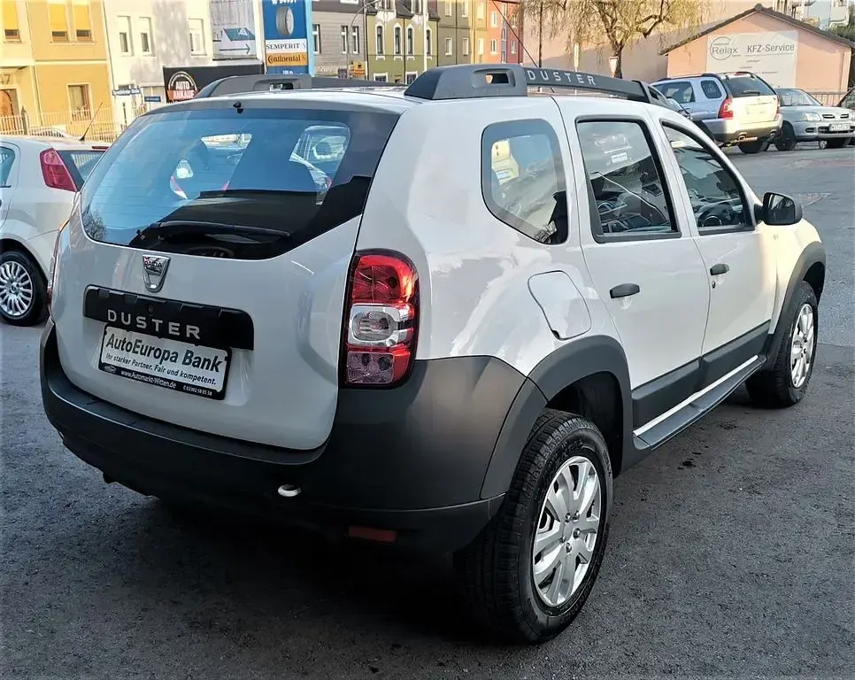 Gebraucht Dacia Duster Ice 105 PS (77 kW) 2015 Weiß SUV